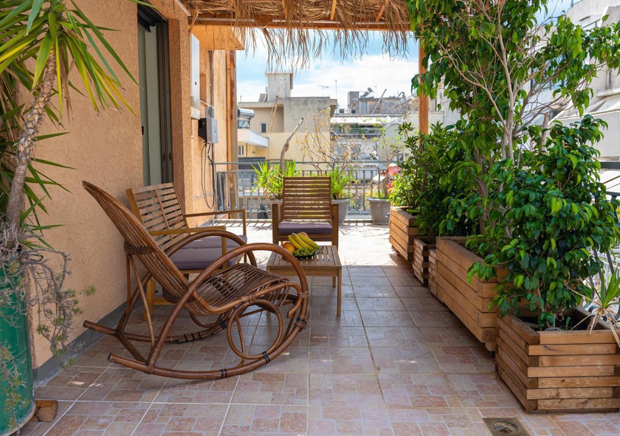 Skyhi Penthouse ! Apartment Athens